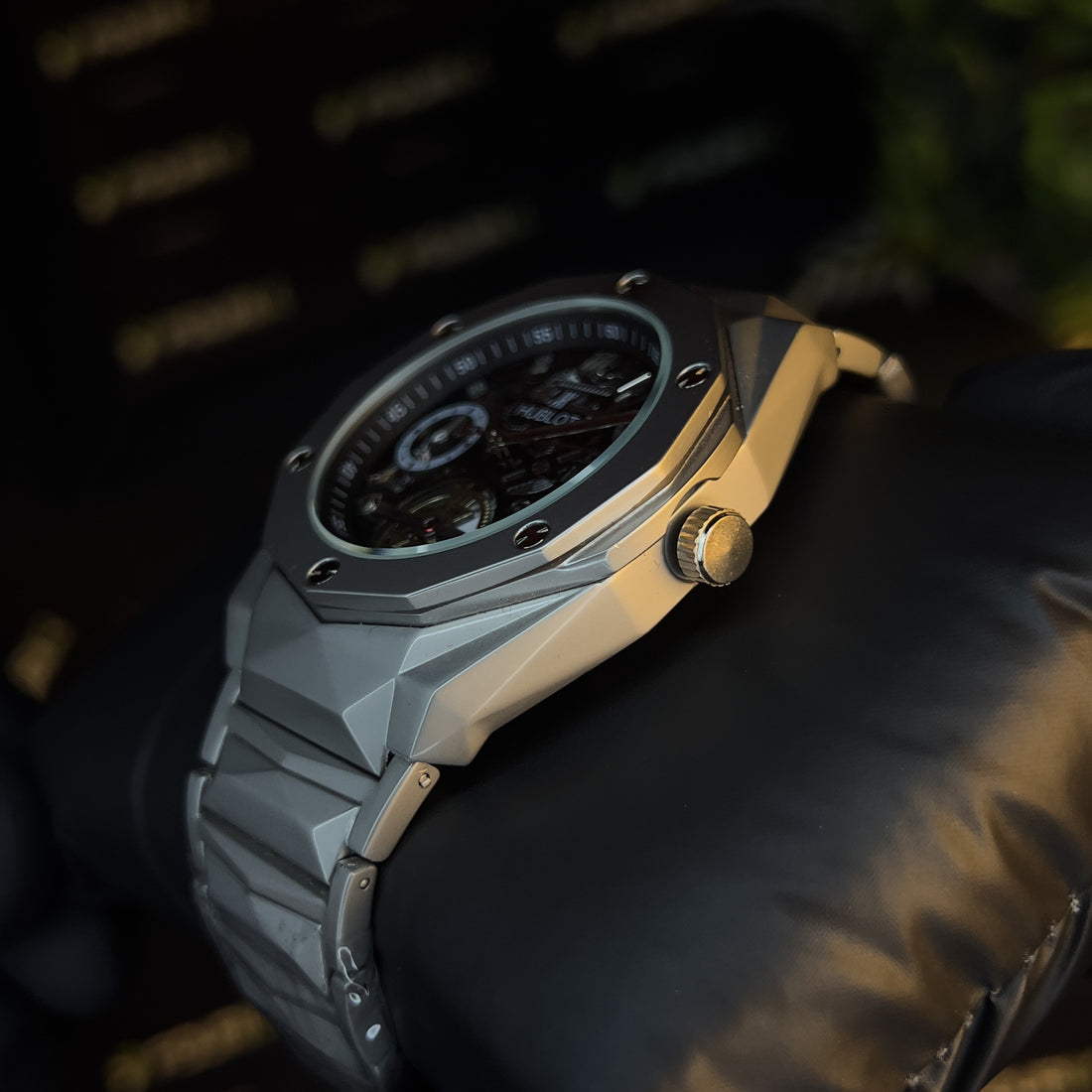 Hublot Diamond Cut Chain Watch For Man - Premium Edition