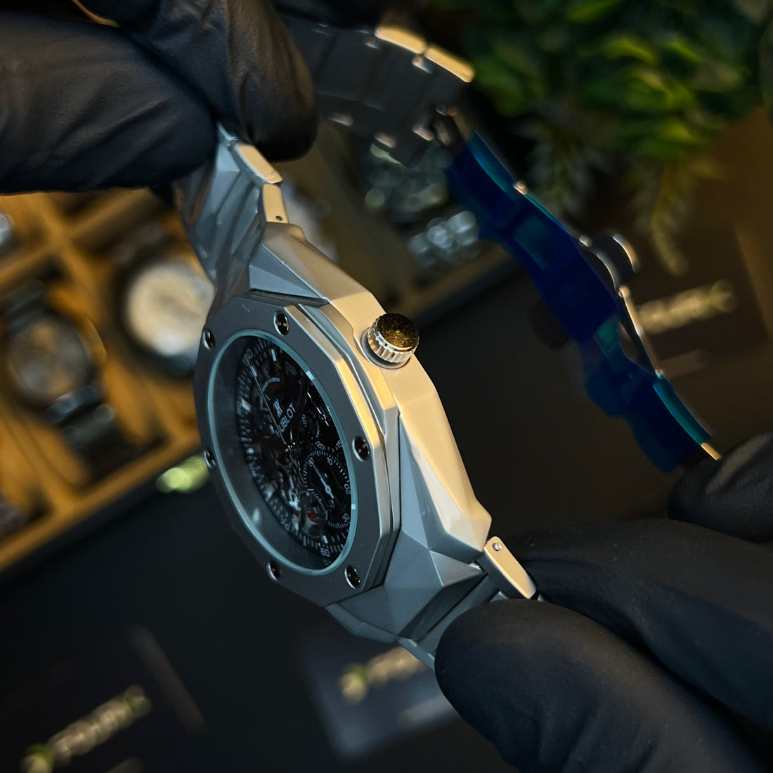 Hublot Diamond Cut Chain Watch For Men