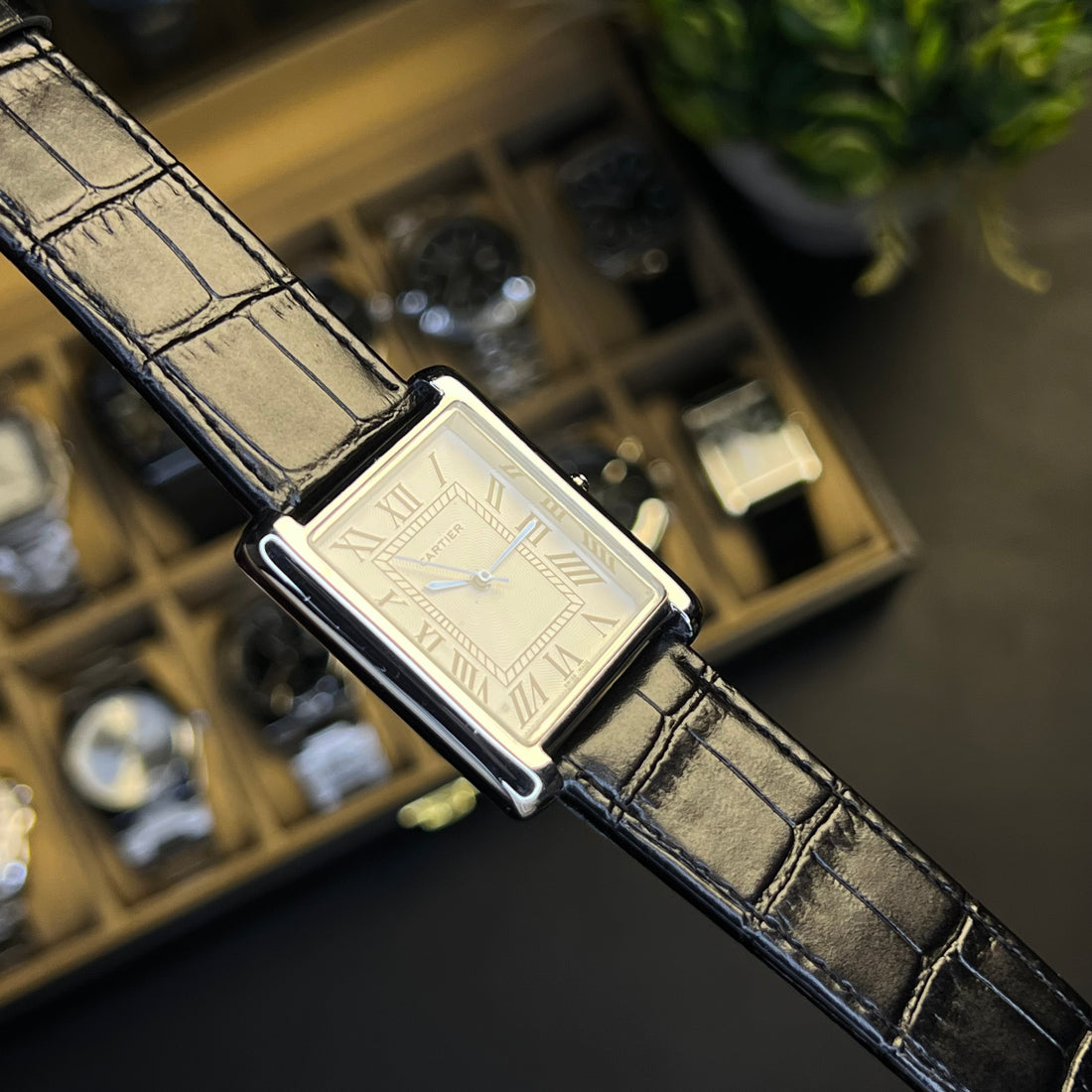 Cartier Tank | Square Dial | Old Money Style | Leather Strap